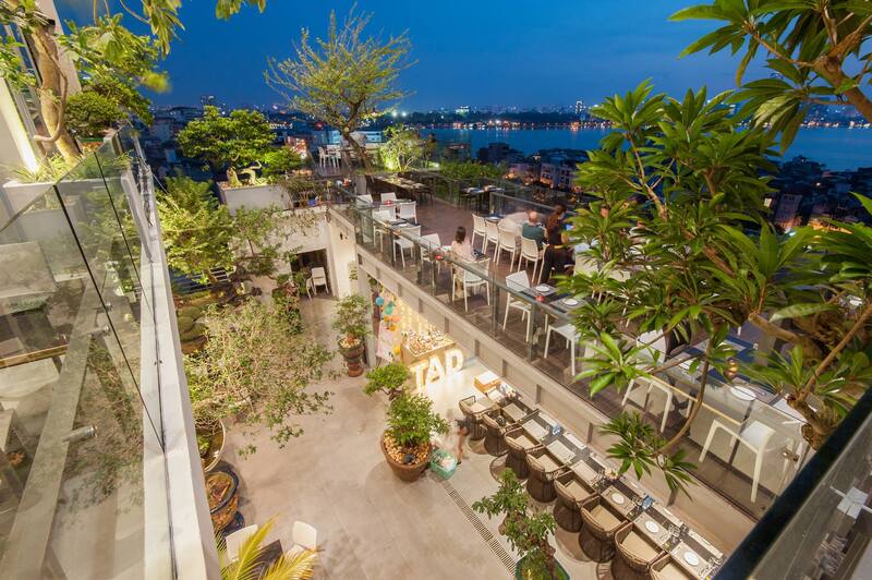 Top 10 quán cà phê rooftop Hà Nội xịn sò bạn không nên bỏ lỡ