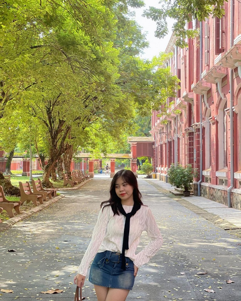 Trường Quốc học Huế - Ngôi trường cổ kính bên sông Hương