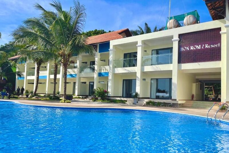 Hòn Rơm Mũi Né - Bãi biển đẹp trải dài và thơ mộng