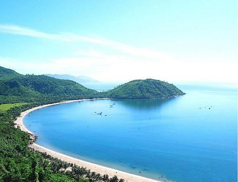 Hòn Rơm Phan Thiết - Bãi biển đẹp trải dài và thơ mộng