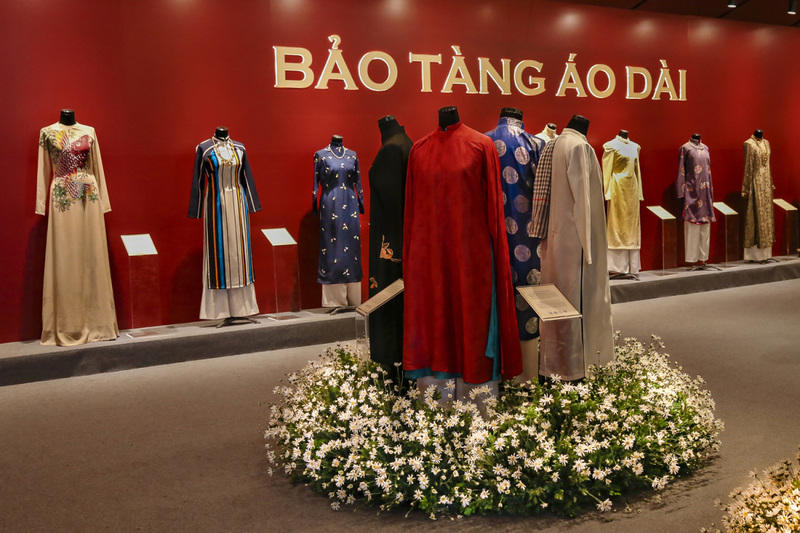 Khám phá nét đẹp văn hóa dân tộc tại viện bảo tàng Áo Dài
