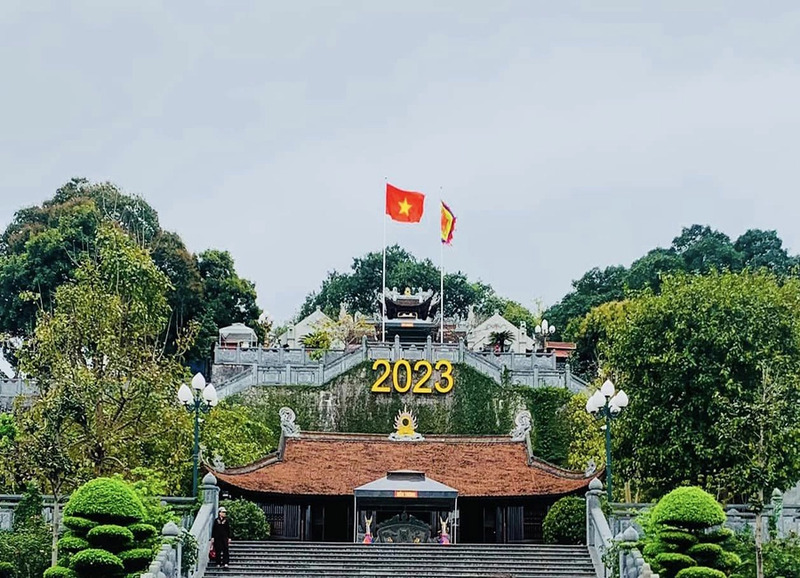 Đền Cửa Ông - di tích thiêng giữa đất mỏ Quảng Ninh 