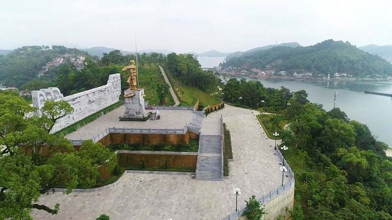 Đền Cửa Ông - di tích thiêng giữa đất mỏ Quảng Ninh 