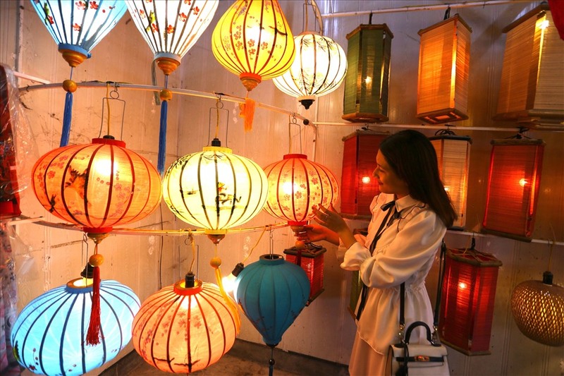 Top 8 địa chỉ bán đèn lồng Hội An đẹp nhất dành cho du khách