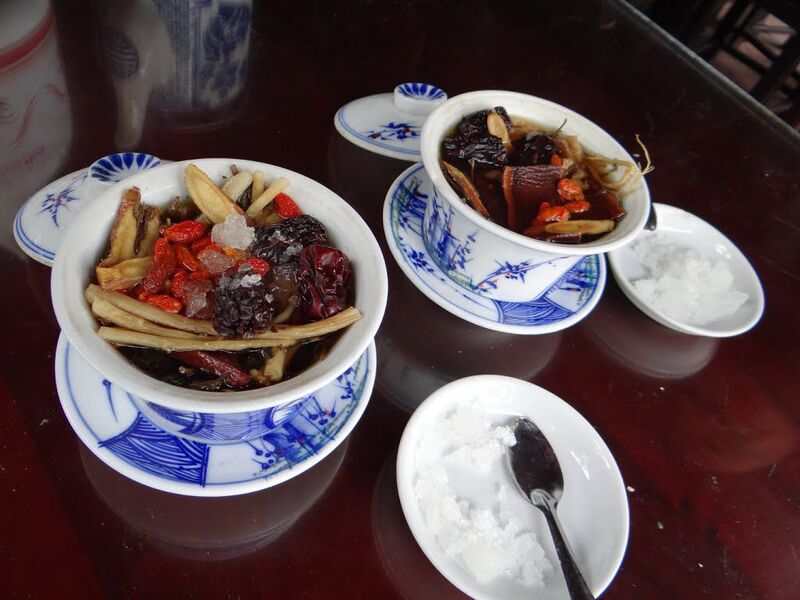 Review trà cung đình ở Huế - Đặc sản trứ danh của Cố đô