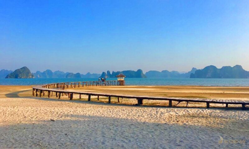 Top 8 biển Vân Đồn đẹp say đắm lòng người không thể bỏ lỡ