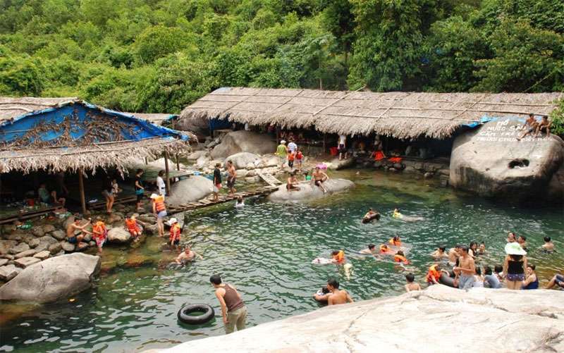 Suối Mơ Đà Nẵng - Điểm du lịch hoang sơ, tươi mát cho mùa hè