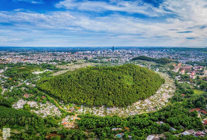 Núi Ngự Bình - Đỉnh núi huyền thoại với tầm nhìn toàn cảnh cố đô Huế