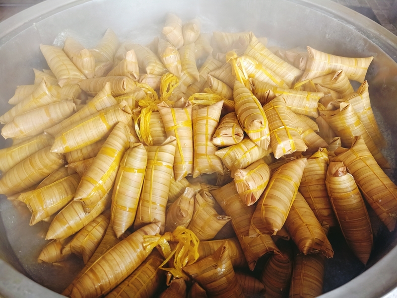 Bánh Dừa Bến Tre - Món Quà Thơm Ngon Từ Xứ Dừa