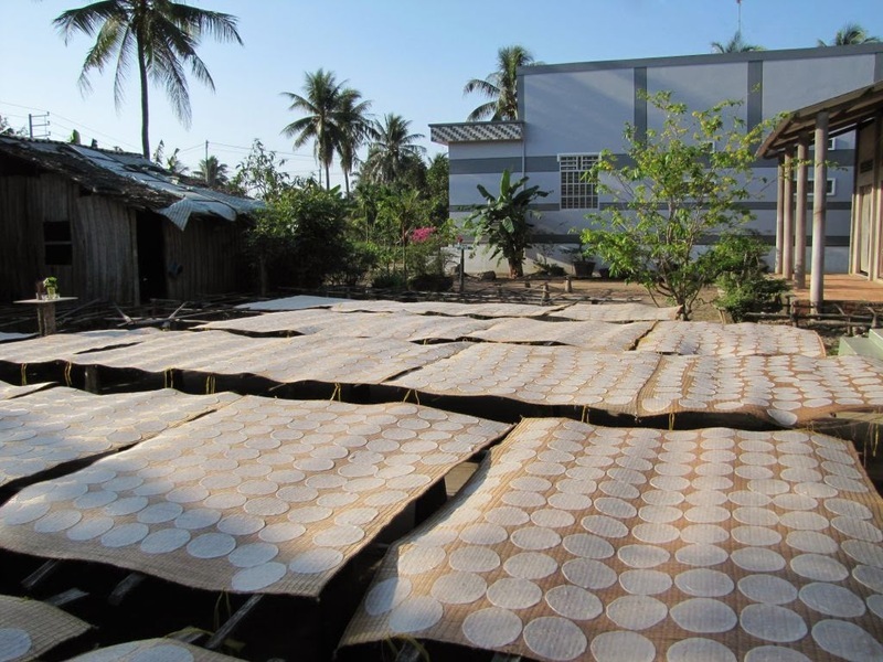 Bánh phồng sữa Bến Tre - Món quà vặt tuổi thơ giản dị của xứ dừa