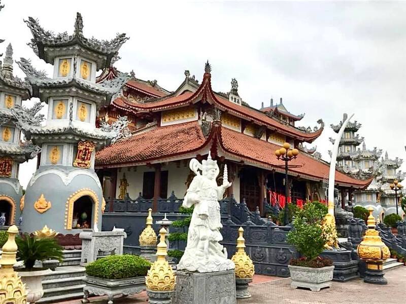 Khám phá chùa Cao Linh uy nghĩ giữa phố cảng 