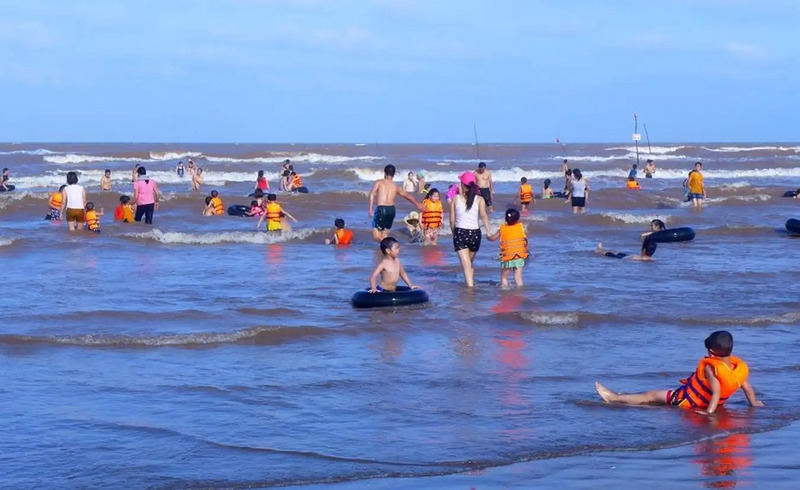 Khám phá biển Đồng Châu - Nét đẹp hoang sơ say đắm lòng người