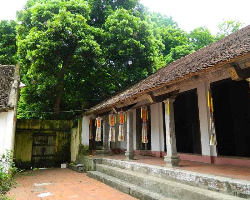 Chùa Trầm - mái già lam uy nghi bên núi đá vôi nghìn tuổi