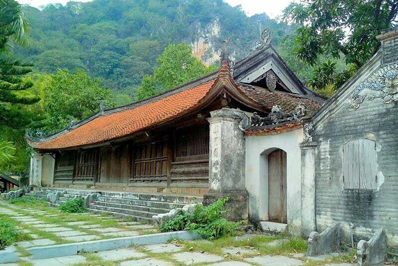 Chùa Thầy - Ngôi chùa tâm linh hàng đầu tại Quốc Oai Hà Nội