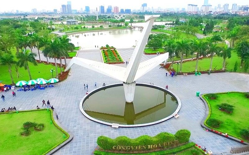 Công viên Hòa Bình - Chiêm ngưỡng không gian xanh của thủ đô