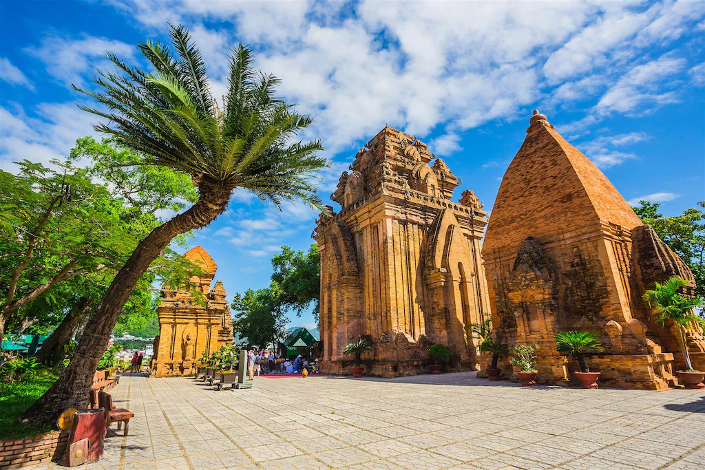 [Review] Vinpearl Condotel Beachfront Nha Trang chi tiết mới nhất 2021