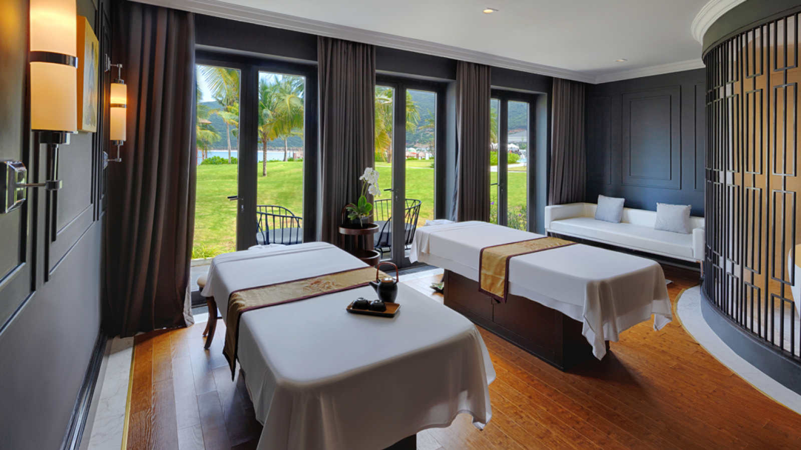 Vinpearl Discovery 1 Nha Trang: Bảng giá phòng và review chi tiết