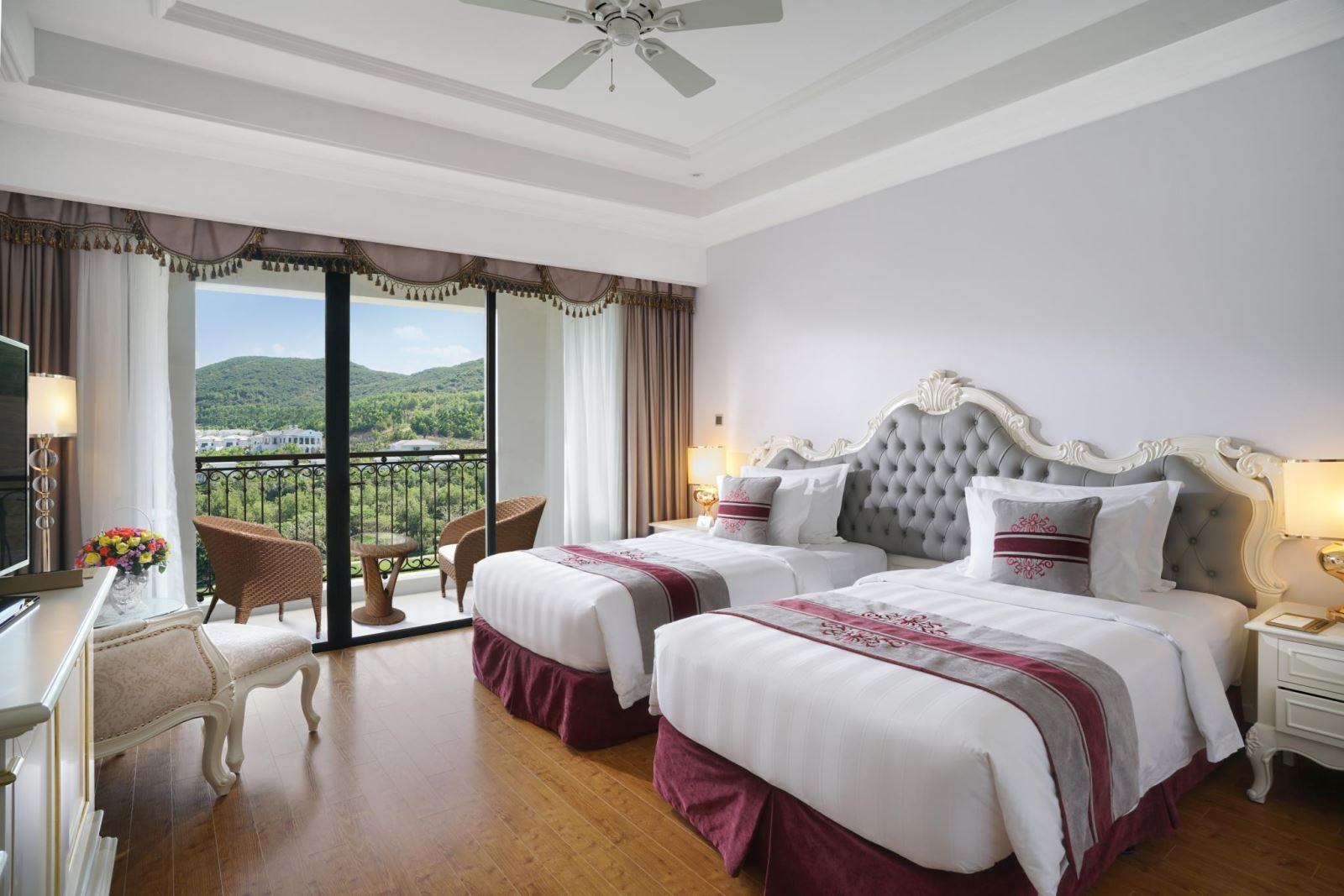 Vinpearl Discovery 1 Nha Trang: Bảng giá phòng và review chi tiết