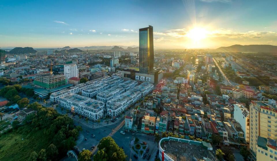 Vinpearl Thanh Hoá - Review A-Z và kinh nghiệm đặt phòng bảng giá, vui chơi và các dịch vụ tiện ích, các món ăn đặc sản, địa điểm du lịch