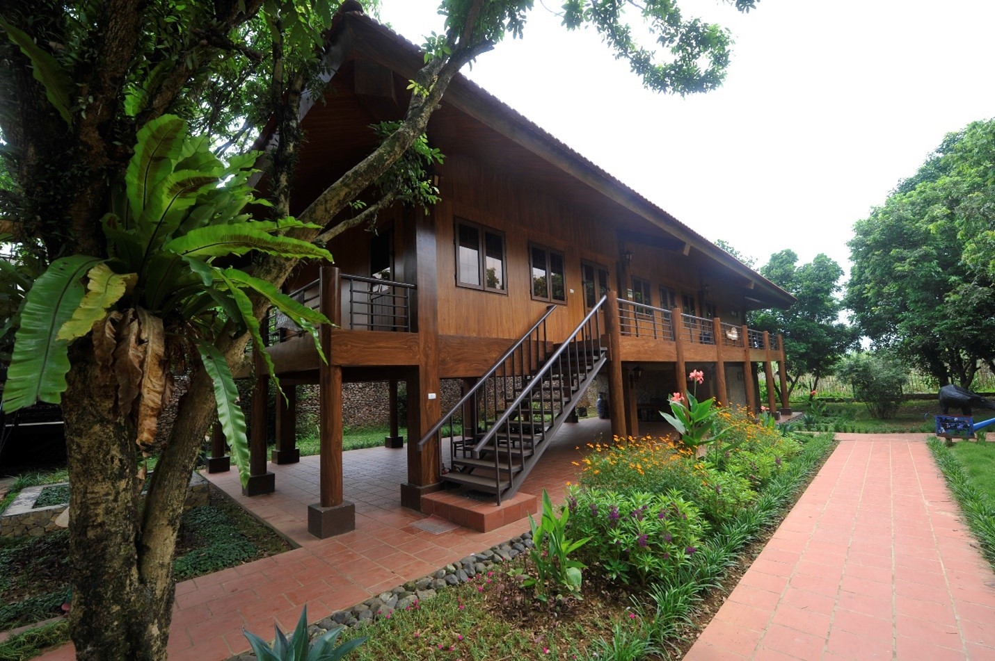 V Resort Hoà Bình