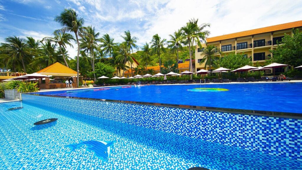 Hòn Rơm Central Beach Resort