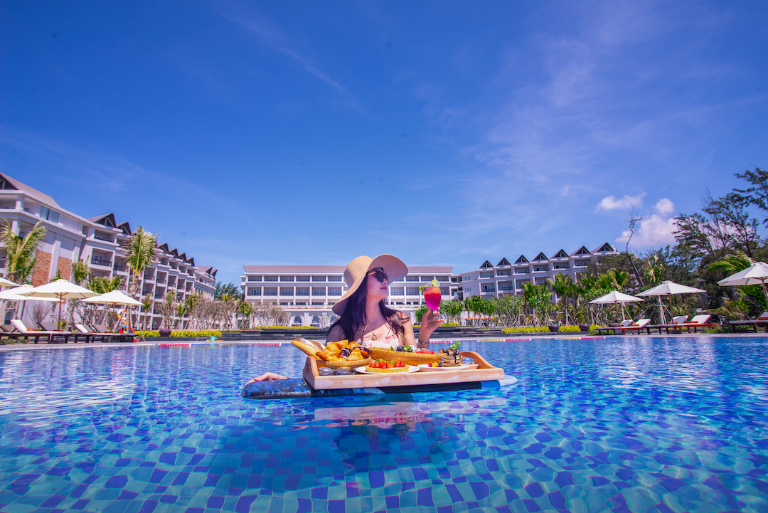 Review Mũi Né Bay Resort - Tòa lâu đài tráng lệ giữa Phan Thiết