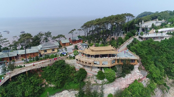 Hòn Dấu Resort