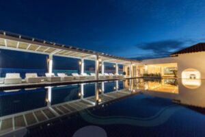 Risemount Resort Đà Nẵng - Ốc đảo Santorini bên “thành phố đáng sống“