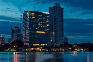 Khách sạn Renaissance Sài Gòn Riverside - Bình yên bên sông Sài Gòn  