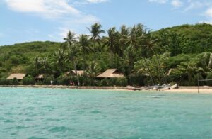 Whale Island Resort - Ốc đảo nhỏ bên bán đảo Đầm Môn