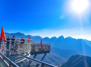 Review Cầu kính Sapa - Chiếc cầu cao nhất Việt Nam