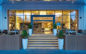 Fusion Suites Saigon - Nét đẹp kiêu sa giữa lòng Sài Gòn