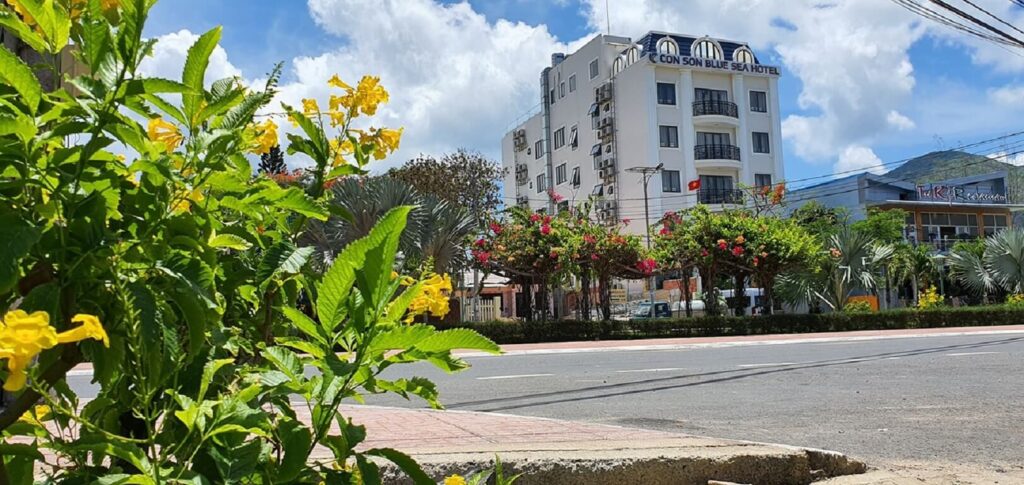 Con Son Blue Sea Hotel
