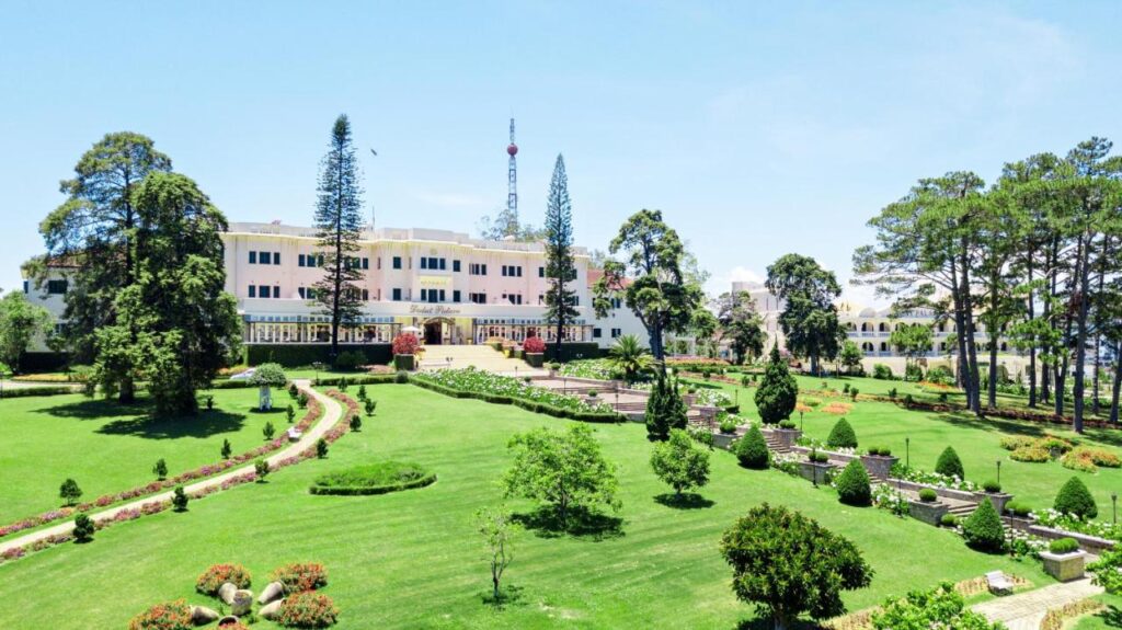 Dalat Palace Heritage: Phong cách Pháp cổ nổi bật