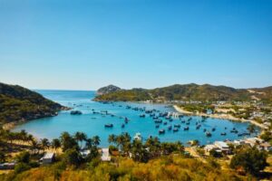 Khám phá biển Ninh Chữ - Vẻ đẹp “hớp hồn” khách du lịch