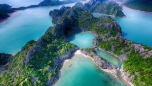 Nét đẹp bình yên như tiên cảnh của Vịnh Bái Tử Long 