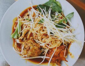 Top 10 địa chỉ bánh tằm Cần Thơ nổi tiếng ăn là mê