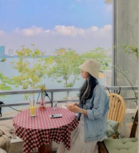 Top 20 quán cafe Hồ Tây view đẹp tha hồ chụp ảnh
