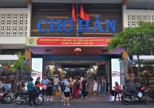 Chợ Hàn Đà Nẵng - Tụ điểm ăn uống và mua sắm hot hòn họt
