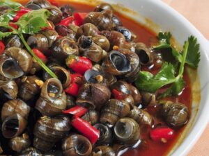 Top 15 quán ốc ngon Đà Nẵng ngon rẻ, làm du khách xiêu lòng